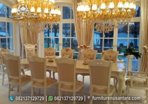 Kenangan Indah di Meja Makan Kayu Jati